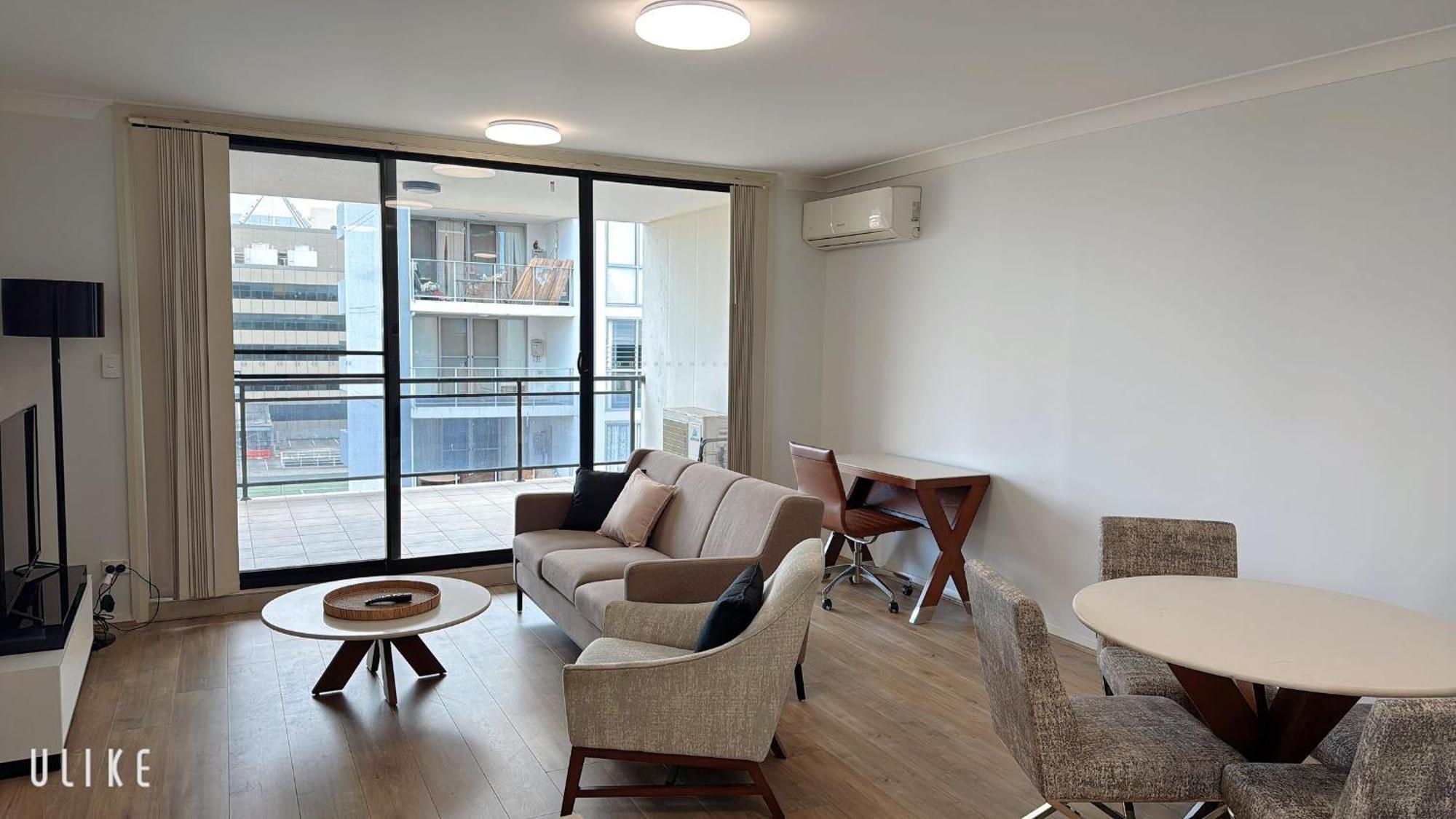 Modern 2 Bedroom Apartment With Parking Central Parramatta Sydney Exterior foto